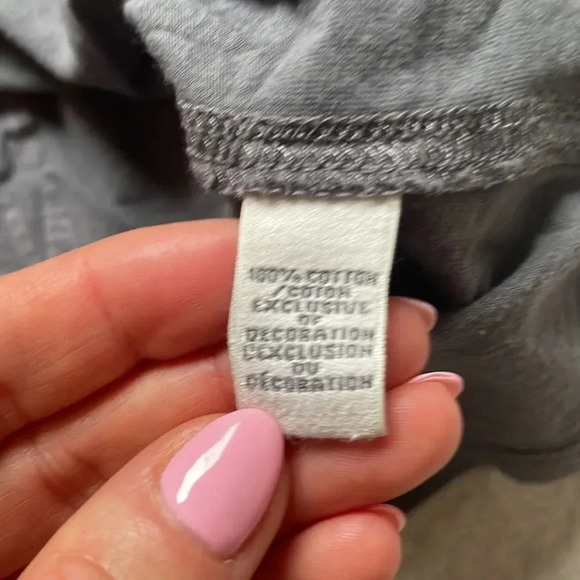 🔥4/$20 Abercrombie & Fitch  Graphic T-Shirt - Picture 7 of 10